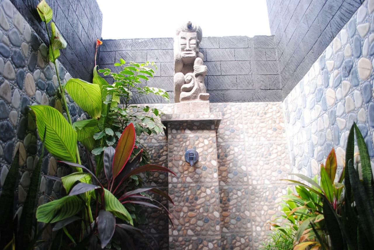 Tiara Homestay Pemuteran Exterior foto